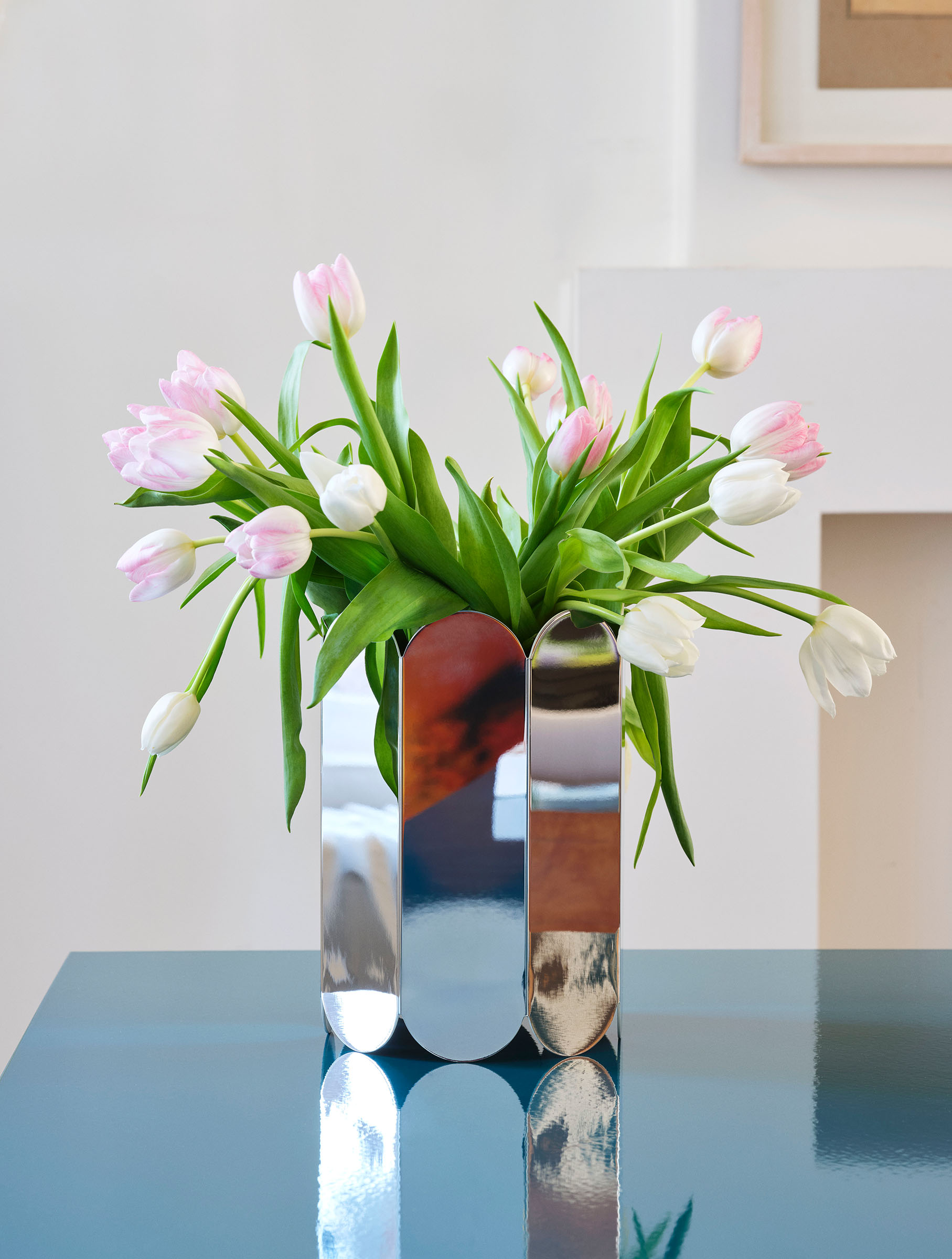 Arcs Vase Mirror Arcs Vase Mirror