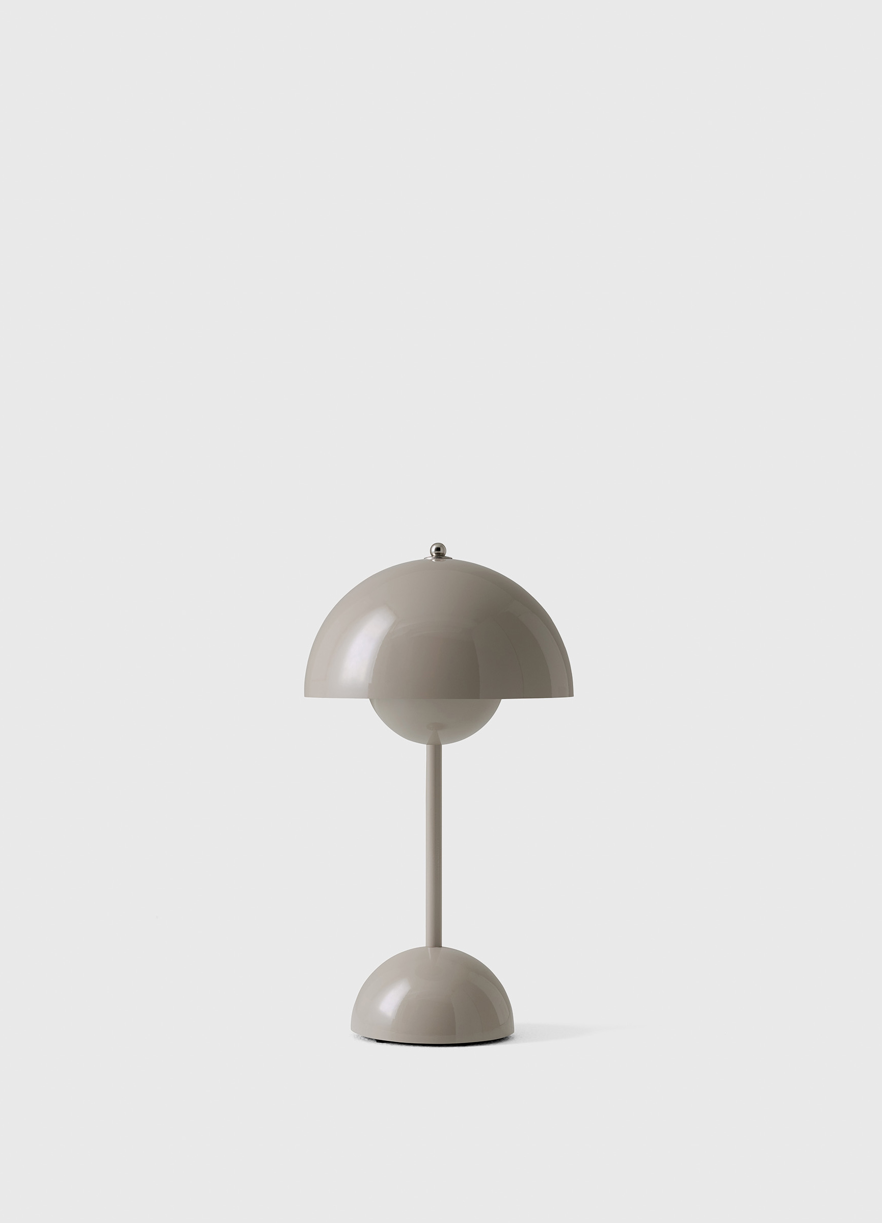 Flowerpot VP9 Portable Tischleuchte - Grey beige Flowerpot VP9 Portable Tischleuchte - Grey beige