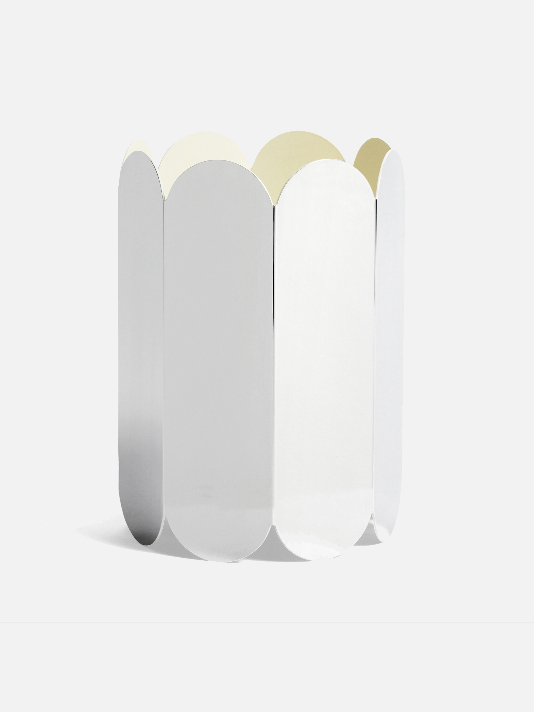 Arcs Vase Mirror Arcs Vase Mirror