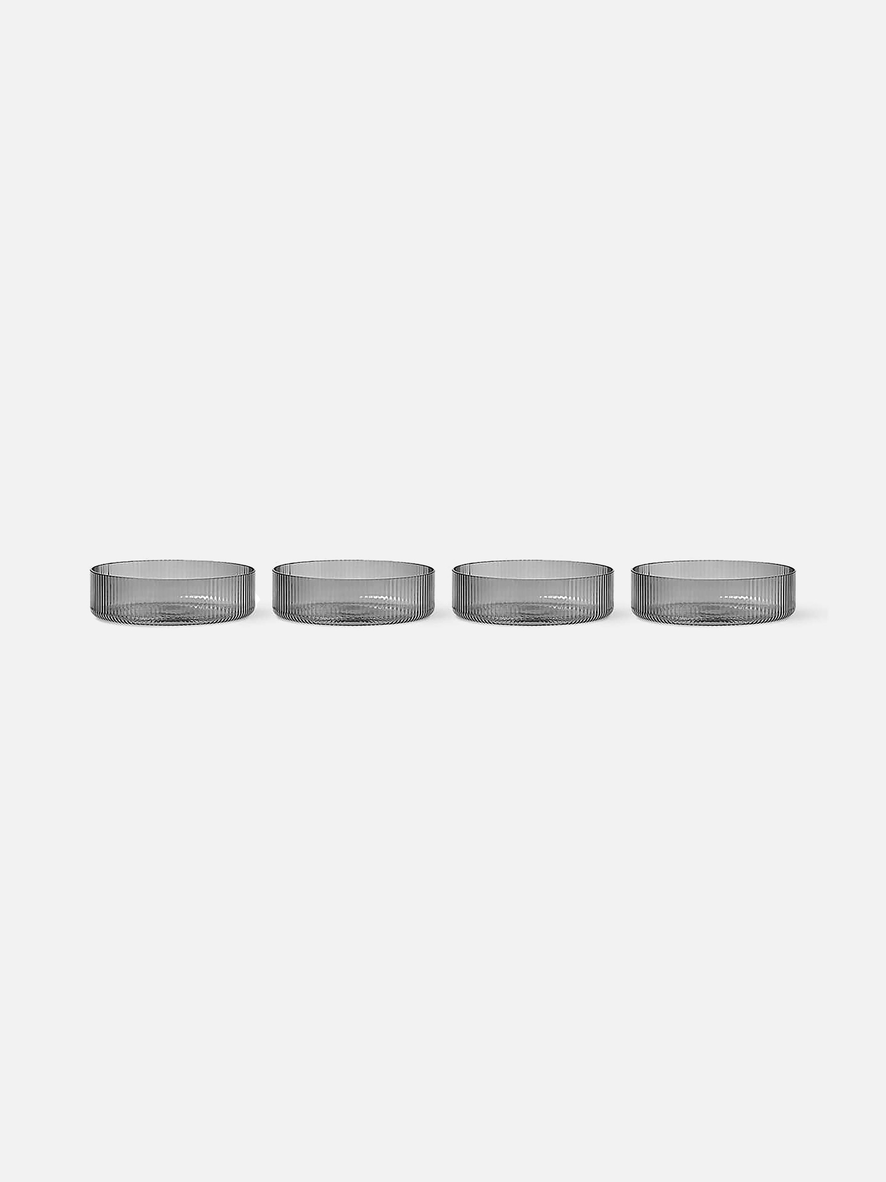Ripple Servierschalen 4er Set - Smoked grey Ripple Servierschalen 4er Set - Smoked grey