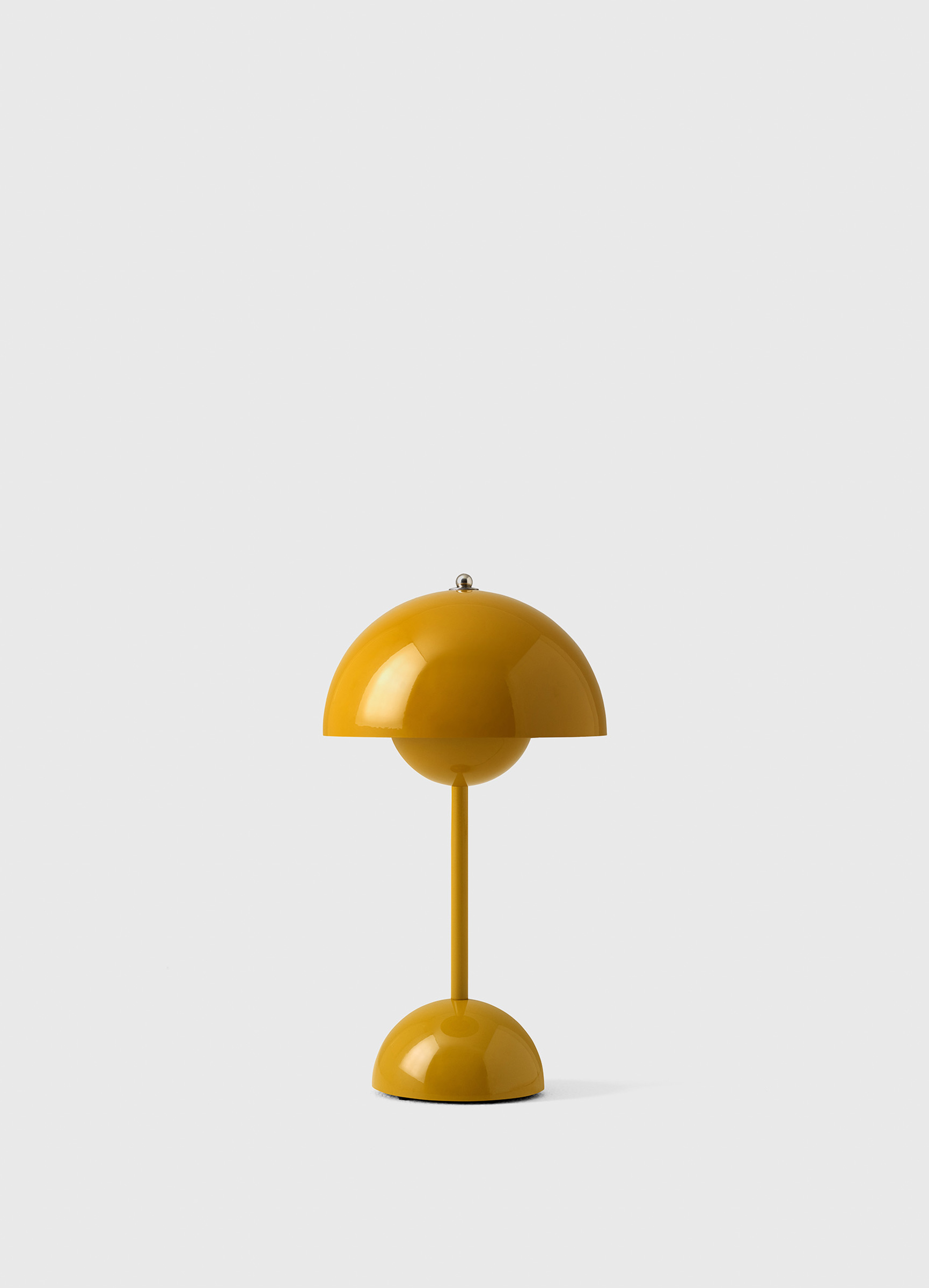 Flowerpot VP9 Portable Tischleuchte - Mustard Flowerpot VP9 Portable Tischleuchte - Mustard