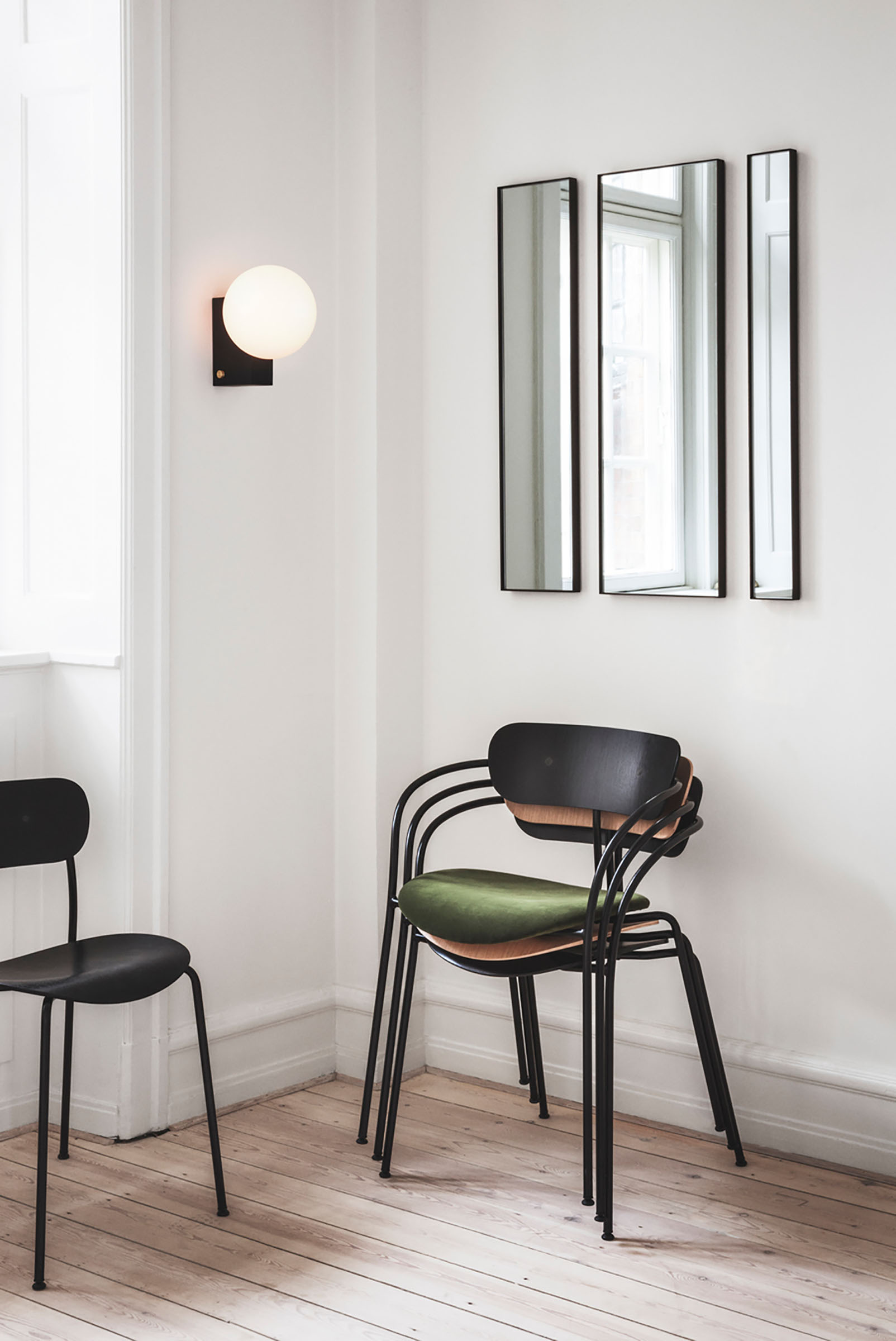 Journey Table/Wall Lamp SHY1, Black Journey Table/Wall Lamp SHY1, Black