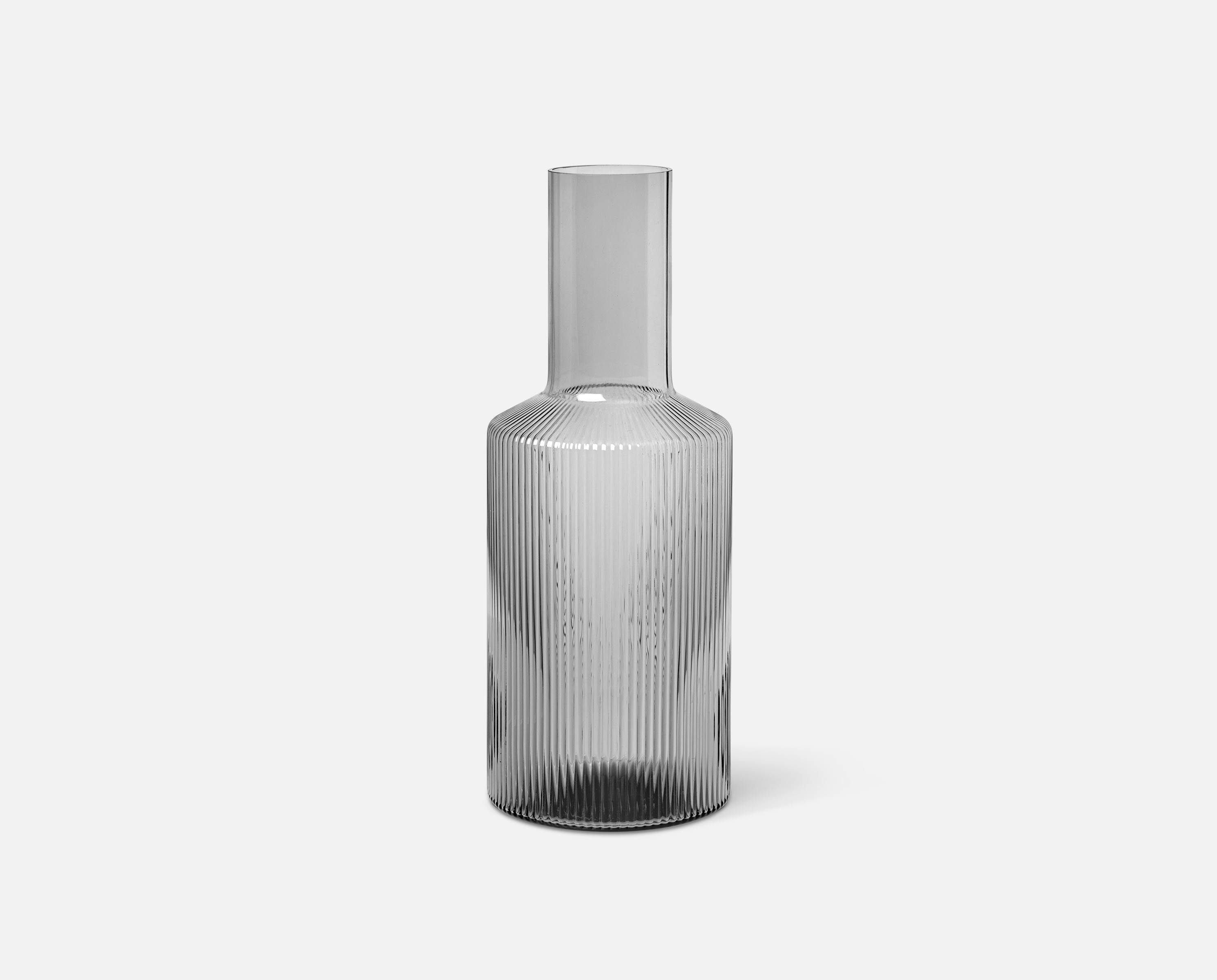 Ripple Karaffe - Smoked grey Ripple Karaffe - Smoked grey