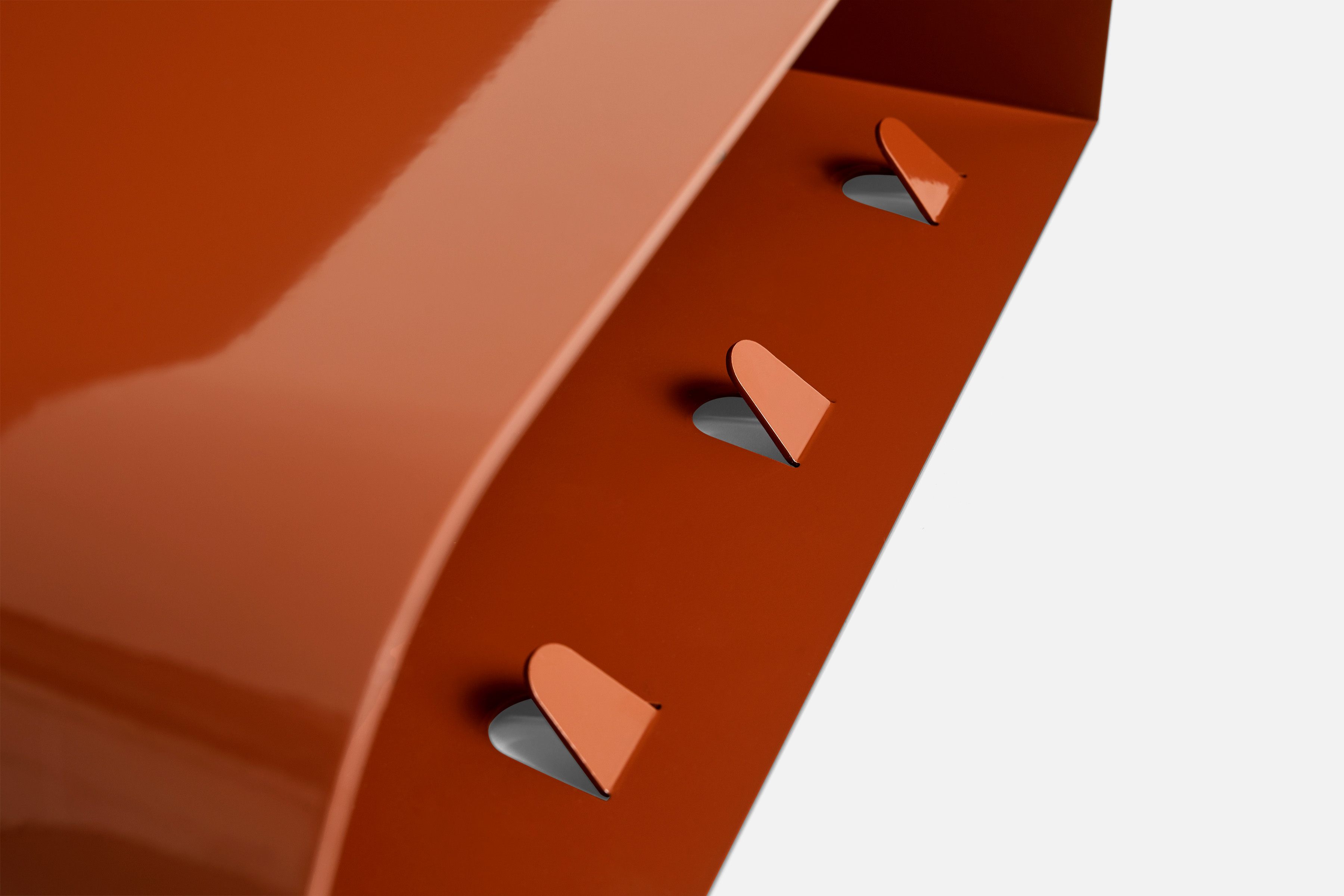 Korpus Regal Medium 4 Haken - Brick red Korpus Regal Medium 4 Haken - Brick red