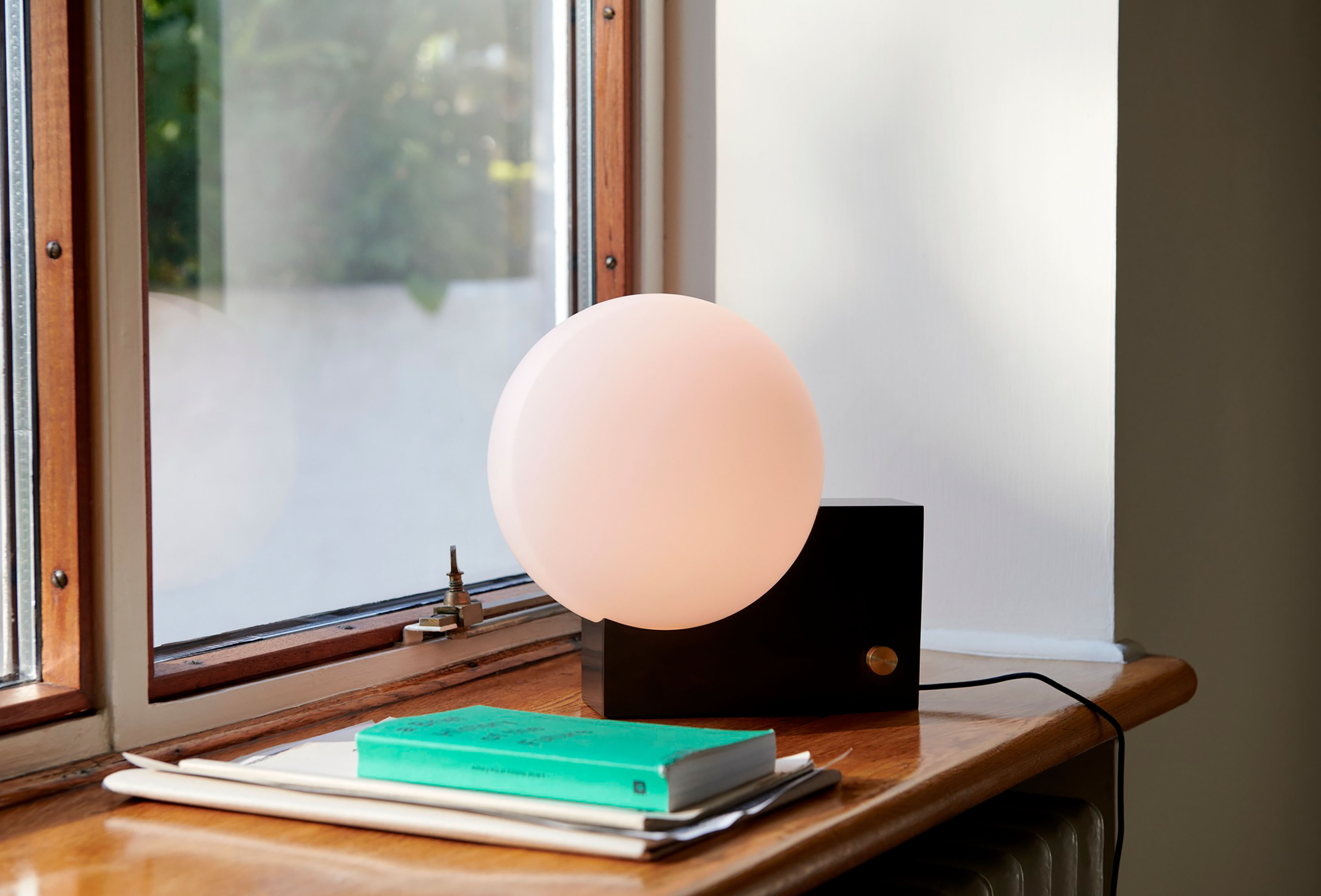 Journey Table/Wall Lamp SHY1, Black Journey Table/Wall Lamp SHY1, Black