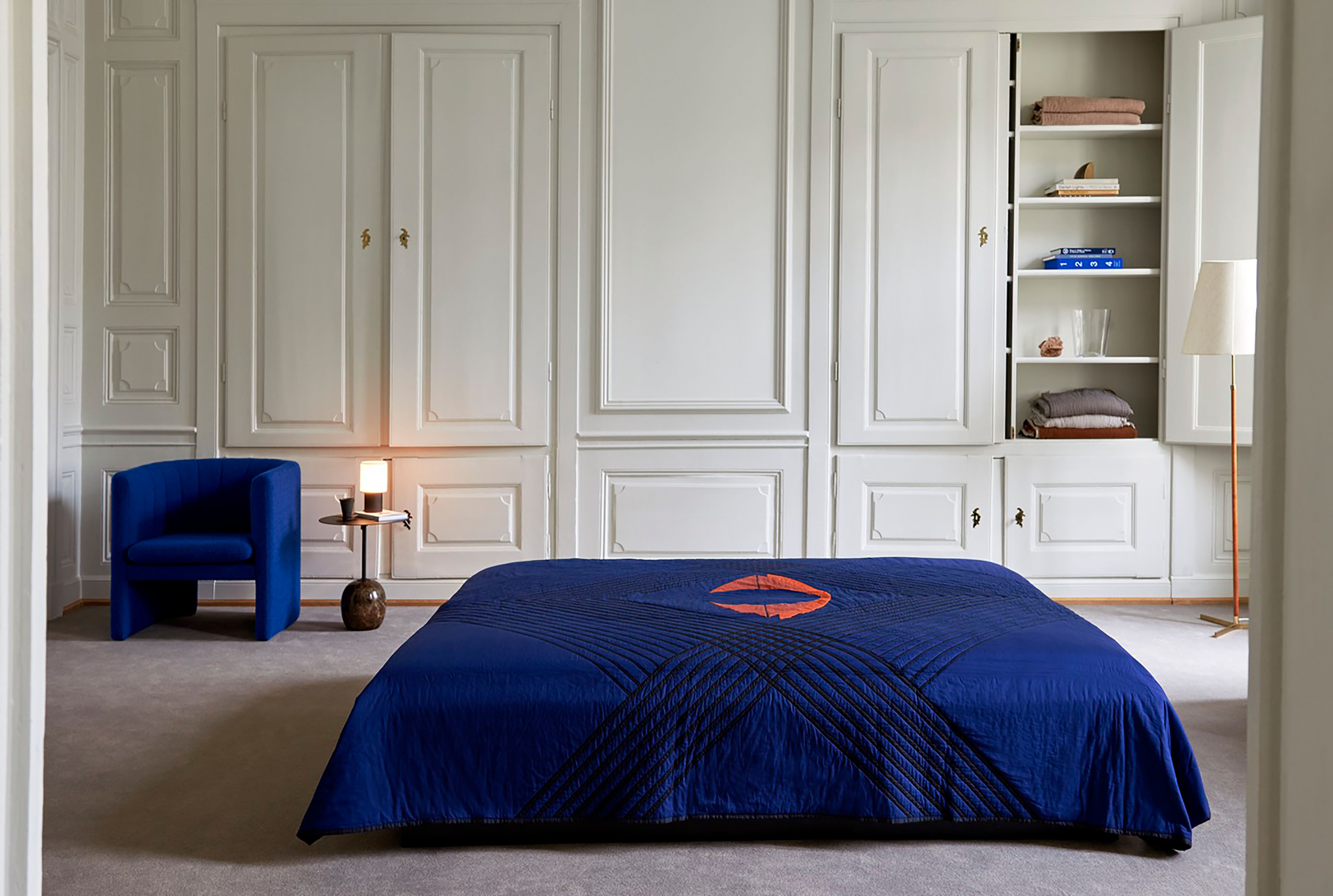 The Eye Bedspread AP9, Blue Midnight, Organic Cotton, 240x260 cm The Eye Bedspread AP9, Blue Midnight, Organic Cotton, 240x260 cm